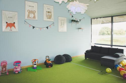 Szórakozási lehetőségek, Zaliasis slenis - Self check-in hotel - Free parking in Purmaliai Szórakozási lehetőségek, Zaliasis slenis - Self check-in hotel - Free parking in Purmaliai