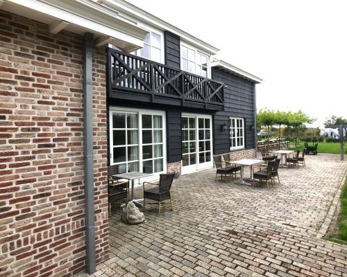 Balcony/terrace, Hof van Renesse in Noordwelle Balcony/terrace, Hof van Renesse in Noordwelle