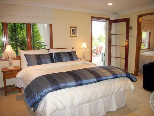 McAuley Glen Boutique B&B near The Royal Albatross Centre McAuley Glen Boutique B&B near The Royal Albatross Centre