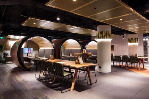 Pub/salon, Mercure Sydney Bankstown in Bankstown Pub/salon, Mercure Sydney Bankstown in Bankstown