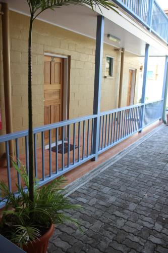 Erkély/terasz, Taklam Lodge And Tours near Rabaul repülőtér Erkély/terasz, Taklam Lodge And Tours near Rabaul repülőtér