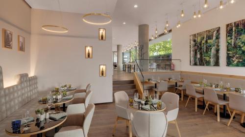 Food and beverages, Hotel the YARD near Jewish Museum Berlin Food and beverages, Hotel the YARD near Jewish Museum Berlin