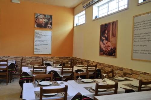 Alimentos e Bebidas, Hotel Central in São Tomé Alimentos e Bebidas, Hotel Central in São Tomé