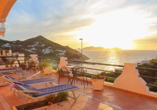 Hotel Ortensia in Ponza Island Hotel Ortensia in Ponza Island