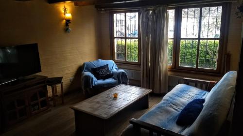 Universal Traveller's Hostel in San Carlos de Bariloche Universal Traveller's Hostel in San Carlos de Bariloche