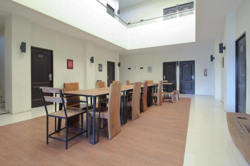 This photo about Airy Tegalsari Kawi Raya 49 Semarang shared on HyHotel.com