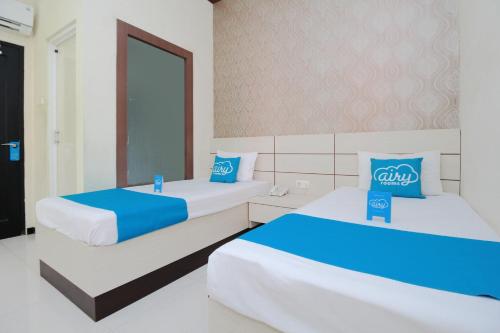 This photo about Airy Syariah Klojen Pasar Besar Square 124 Malang shared on HyHotel.com