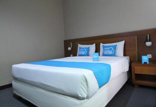 This photo about Airy Mandonga Laute Tiga 48 Kendari shared on HyHotel.com