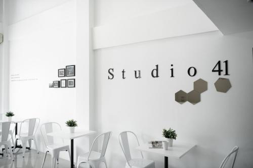 萨拉雅41号-塞4一室公寓 (Studio 41 Salaya-Sai4) in 三攀 萨拉雅41号-塞4一室公寓 (Studio 41 Salaya-Sai4) in 三攀