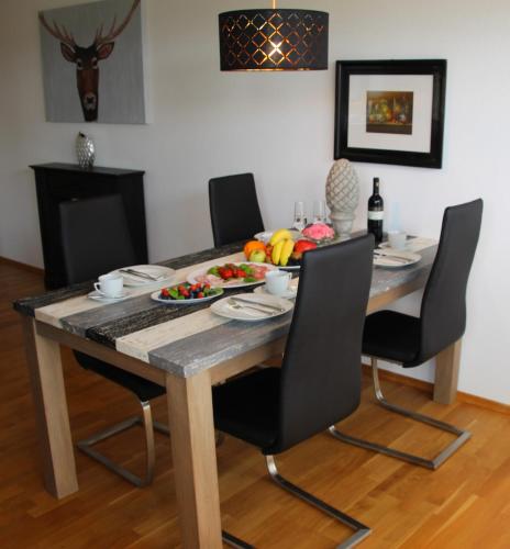 Chiemsee-Edelweiß Ferienwohnung in Prien am Chiemsee Chiemsee-Edelweiß Ferienwohnung in Prien am Chiemsee