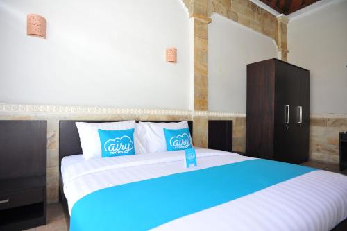 This photo about Airy Kuta Square Tegal Wangi 2 Bali shared on HyHotel.com