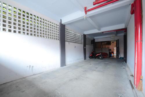 This photo about Airy Bantul Wonocatur 12 Banguntapan Yogyakarta shared on HyHotel.com