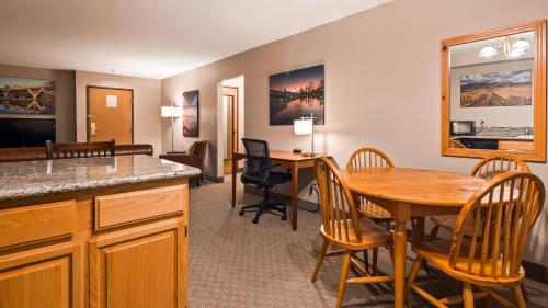 kuhinja, Best Western Inn at the Rogue in Grants Pass (OR) kuhinja, Best Western Inn at the Rogue in Grants Pass (OR)