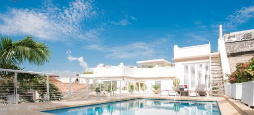 This photo about Ofihotel Perla shared on HyHotel.com