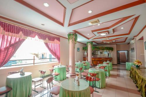 This photo about Airy Ujung Sabbang Sulawesi 8 Parepare shared on HyHotel.com