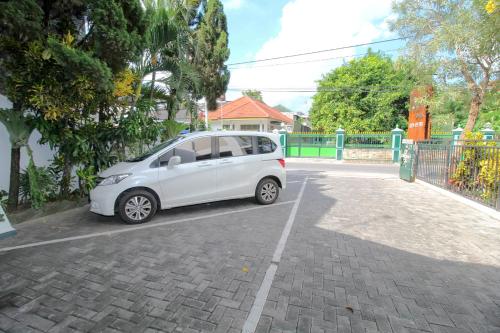 This photo about Airy Eco Syariah Umbulharjo Soepomo 1060 Yogyakarta shared on HyHotel.com