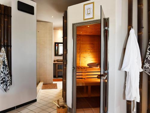 Sauna, Victor's Residenz-Hotel Saarlouis in Saarlouis Sauna, Victor's Residenz-Hotel Saarlouis in Saarlouis