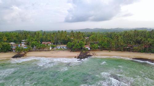 This photo about Sea Front Villa shared on HyHotel.com