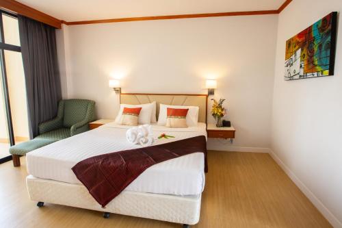 Surin Majestic Hotel in Surin Surin Majestic Hotel in Surin