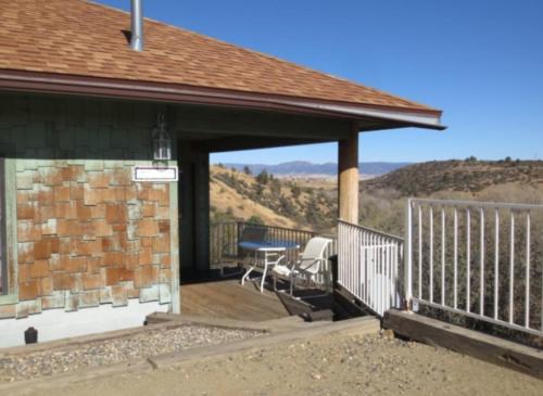 This photo about Creek Cottage shared on HyHotel.com