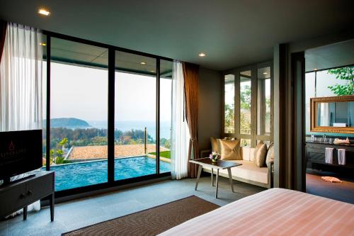 Sunsuri Phuket Hotel in Nai Harn Beach Sunsuri Phuket Hotel in Nai Harn Beach
