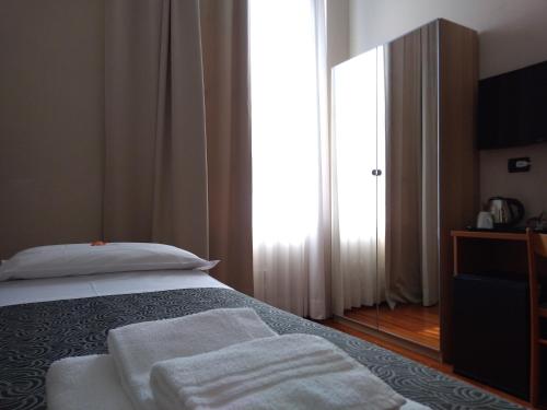 This photo about Hotel Twenty Nine shared on HyHotel.com