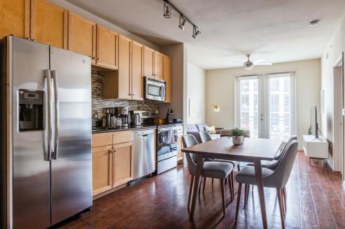 在meiguo.com看到的Locale Downtown West的介绍图片