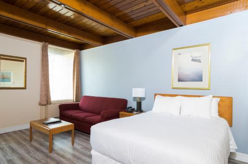 Mount Peyton Resort & Conference Centre in Grand Falls-Windsor (NL) Mount Peyton Resort & Conference Centre in Grand Falls-Windsor (NL)