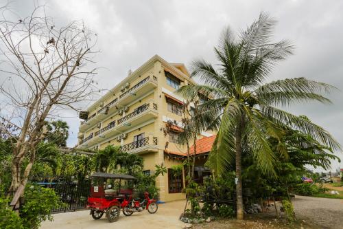 Garden, Blue Diamond Guesthouse in Battambang Garden, Blue Diamond Guesthouse in Battambang