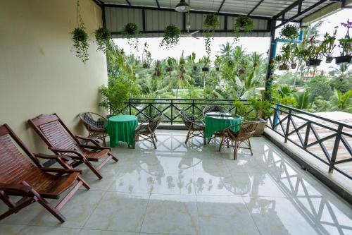 Balcony/terrace, Blue Diamond Guesthouse in Battambang Balcony/terrace, Blue Diamond Guesthouse in Battambang