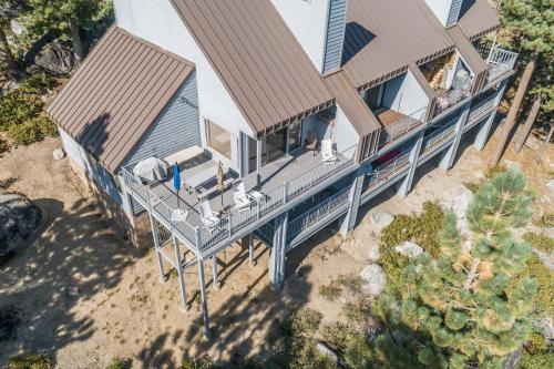 Eagles Nest Condo #88 in Lakeshore (CA) Eagles Nest Condo #88 in Lakeshore (CA)