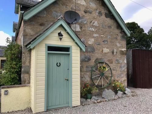 Rosemount Bothy - Highland Cottage in Gorstan Rosemount Bothy - Highland Cottage in Gorstan
