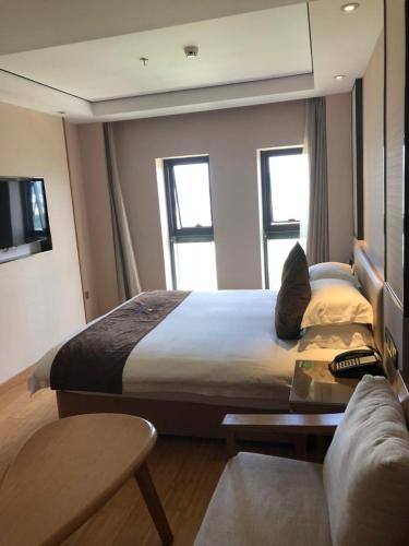 This photo about Kunming Xinyue Jinxi Hotel shared on HyHotel.com