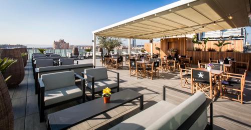 beranda/teres, Hotel Urpi in Sabadell beranda/teres, Hotel Urpi in Sabadell