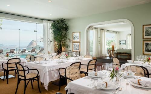 Restaurant, Vila Santa Teresa in Santa Teresa Restaurant, Vila Santa Teresa in Santa Teresa