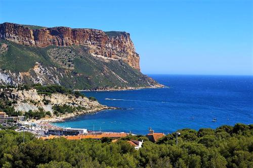 petite maison dans le parc national des calanques in Marseille, 9e arrondissement petite maison dans le parc national des calanques in Marseille, 9e arrondissement