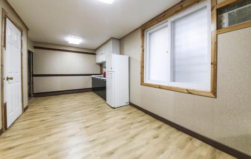 This photo about Daecheong Resortel shared on HyHotel.com