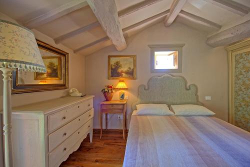 Gellino by PosarelliVillas in Gello Gellino by PosarelliVillas in Gello