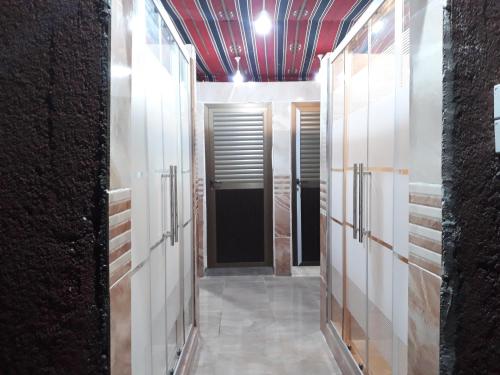 バスルーム, Wadi Rum Fire Camp in ワディ ラム バスルーム, Wadi Rum Fire Camp in ワディ ラム