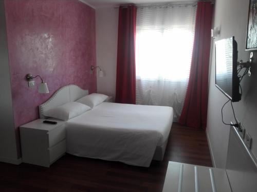 This photo about Hotel Malpensafiera shared on HyHotel.com