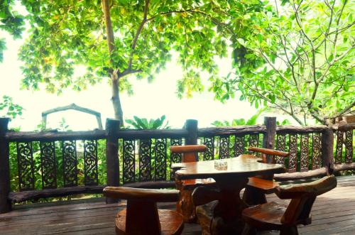 パラダイス パール バンガロー18