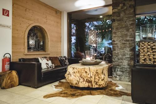 Lobby, Aktiv & Spa Hotel Alpenrose in Schruns Lobby, Aktiv & Spa Hotel Alpenrose in Schruns