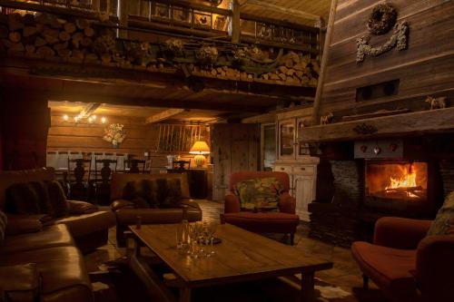 Reine des Aravis - chalet isolé (Reine des Aravis - chalet isole) in Saint Nicolas La Chapelle Reine des Aravis - chalet isolé (Reine des Aravis - chalet isole) in Saint Nicolas La Chapelle