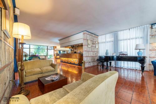 Shared lounge/TV area, Hotel Garden Terni in Terni Shared lounge/TV area, Hotel Garden Terni in Terni
