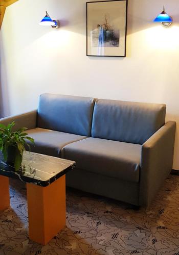 This photo about Villa Waldperlach by Blattl shared on HyHotel.com