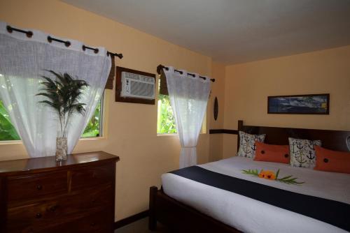 在meiguo.com看到的Kalani Hawaii Private Lodging的介绍图片