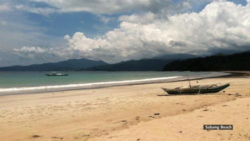 This photo about ZEN Rooms Sabang Beachfront shared on HyHotel.com