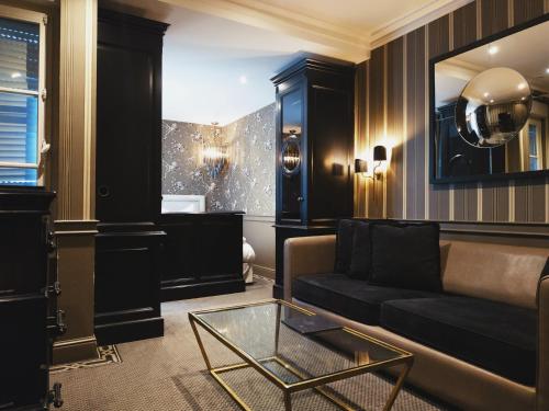 George Washington Hotel in 8th - Champs Elysees George Washington Hotel in 8th - Champs Elysees