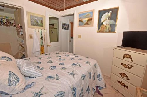Audreys Paradise 8434 in Englewood (FL) Audreys Paradise 8434 in Englewood (FL)