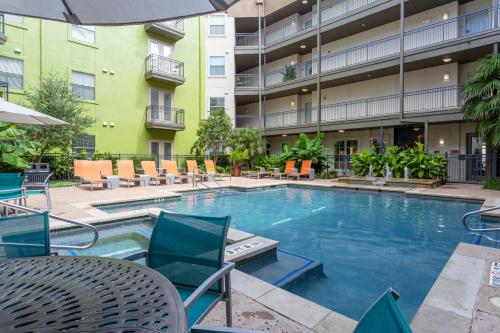 在meiguo.com看到的Locale Downtown West的介绍图片